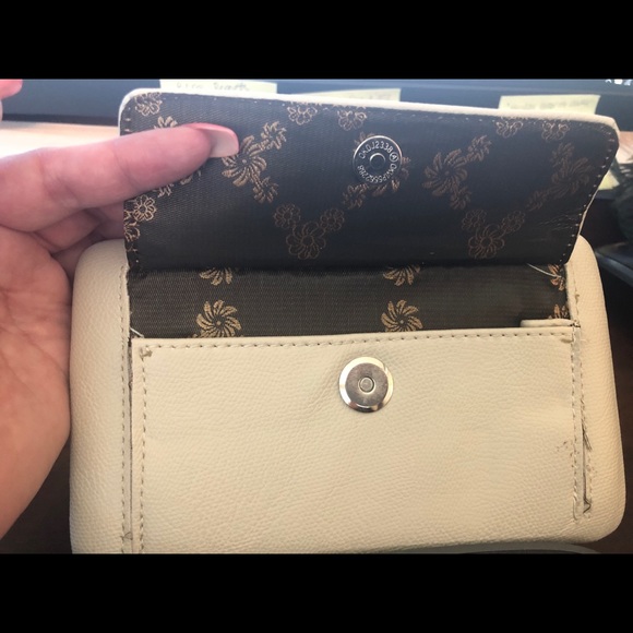 Wallet - Picture 4 of 6